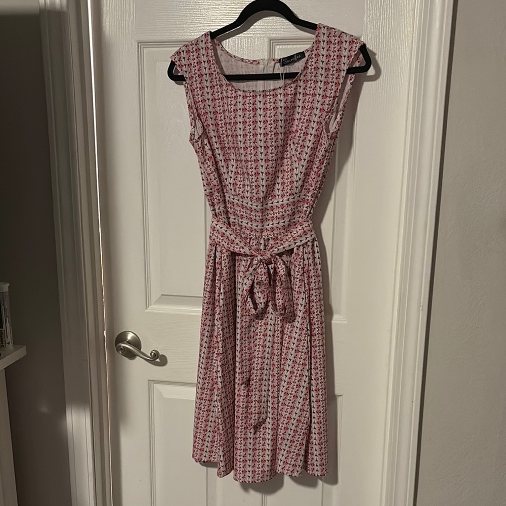 Pink and White A-Line Midi Dress with Scoop Neck